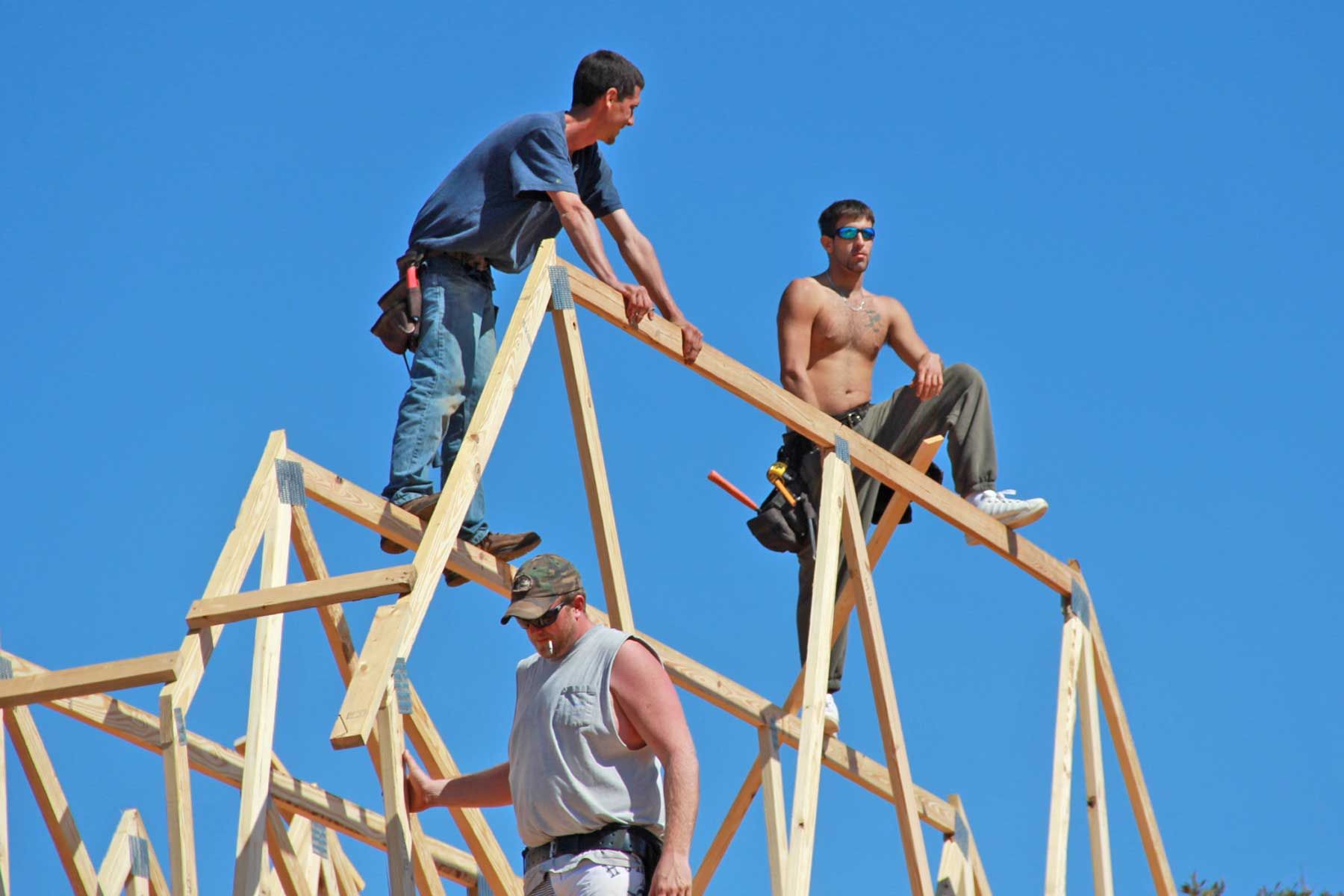 setting trusses