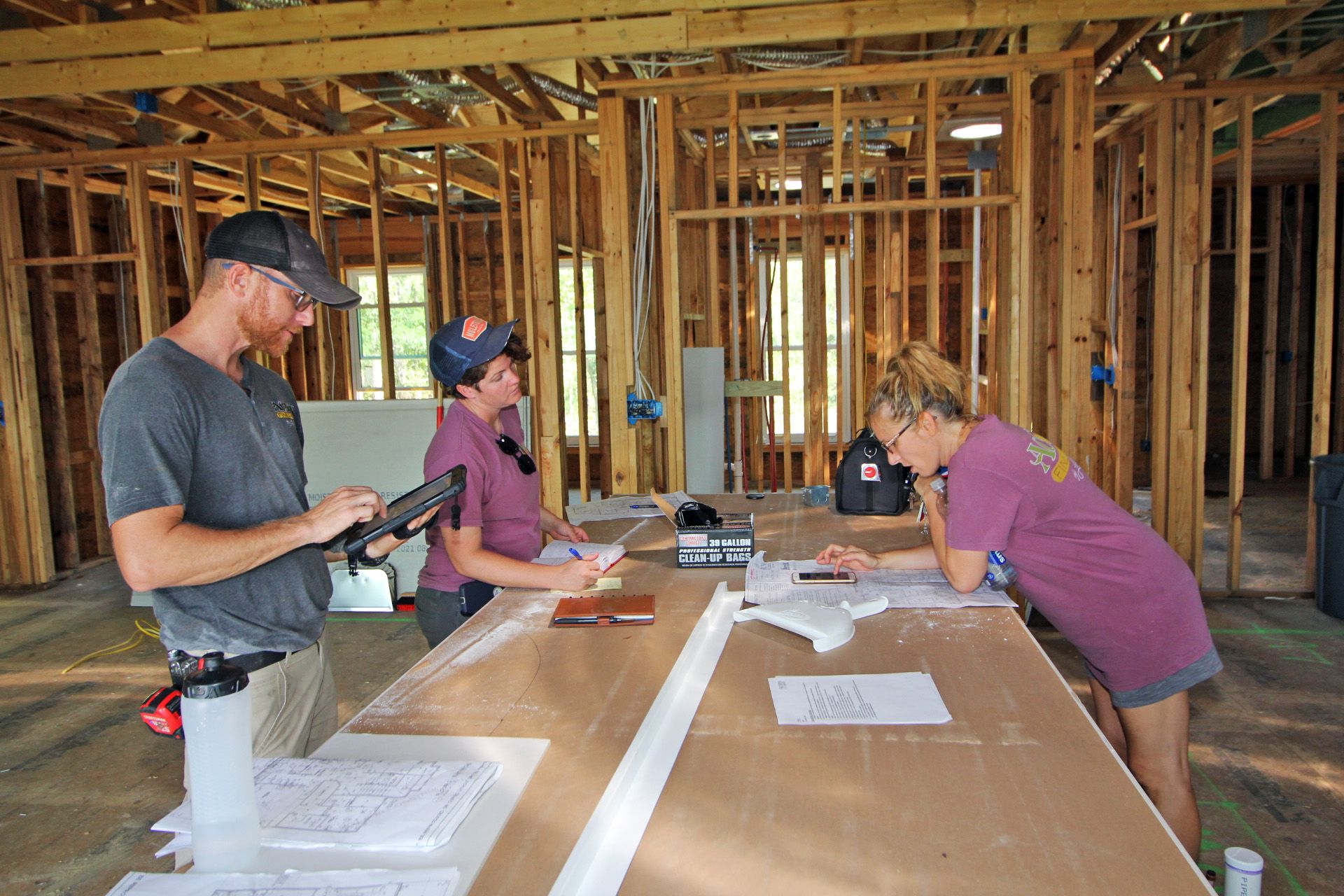 Cyr modern coastal piling home in Navarre